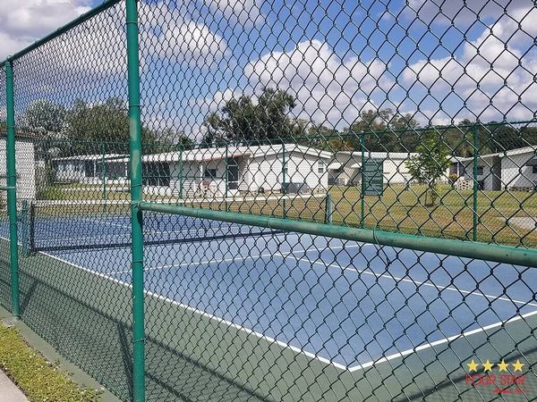 2904 Hillcrest Dr., Sarasota FL 34234