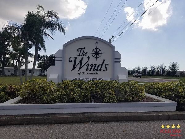 2904 Hillcrest Dr., Sarasota FL 34234