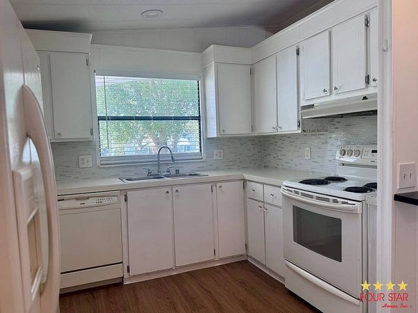 1823 Warwick Hills Dr, Lot 986, Orlando FL 32826