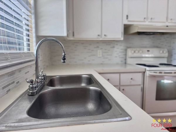 1823 Warwick Hills Dr, Lot 986, Orlando FL 32826