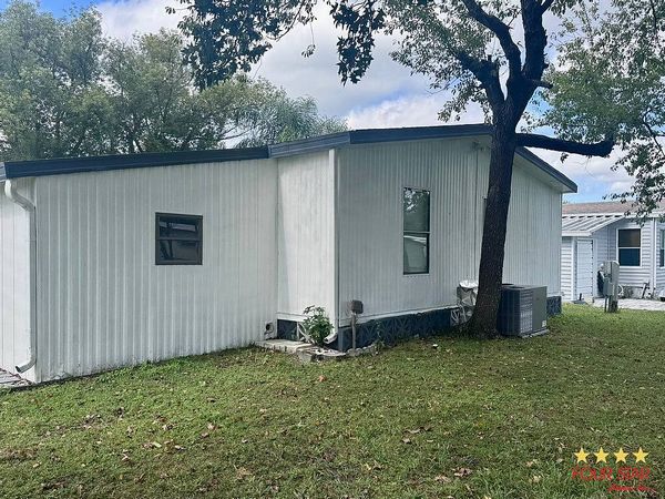 1823 Warwick Hills Dr, Lot 986, Orlando FL 32826