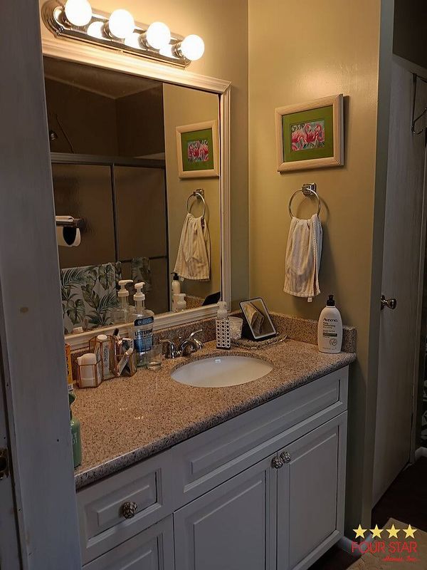 6499 NW 37th Ave, Lot C34, Coconut Creek FL 33073