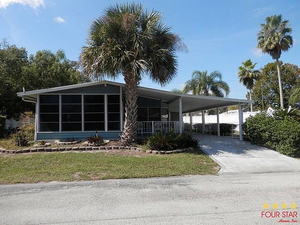 655 Orange Tree Dr, Orange City FL 32763