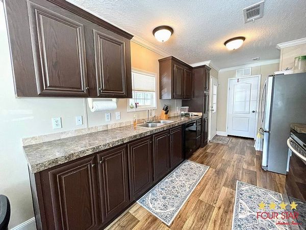 105 Park Lane, Leesburg FL 34788