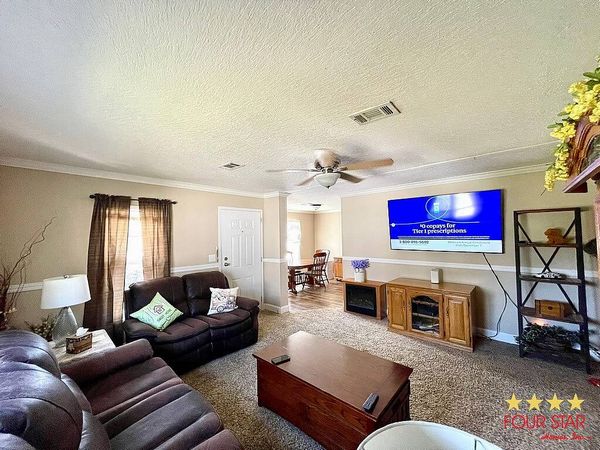 105 Park Lane, Leesburg FL 34788