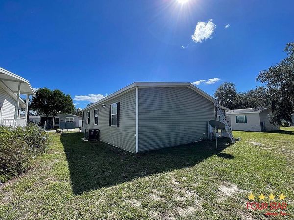 105 Park Lane, Leesburg FL 34788