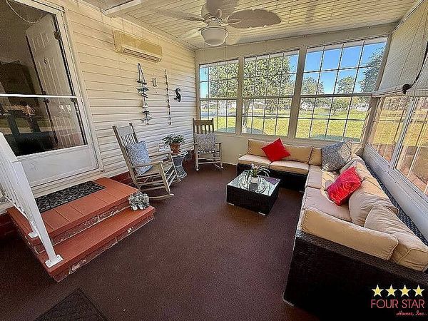 3140 Meadowlea Drive , DeLand FL 32724