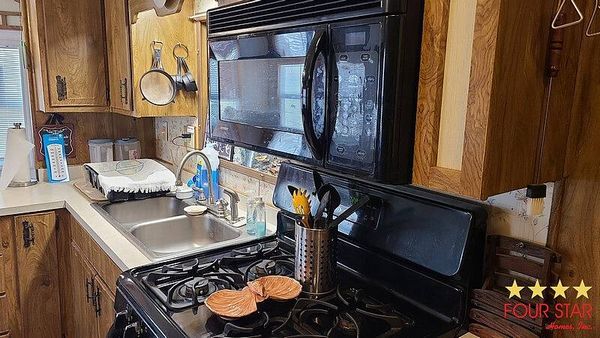 26 Holiday Dr, Bunnell FL 32110