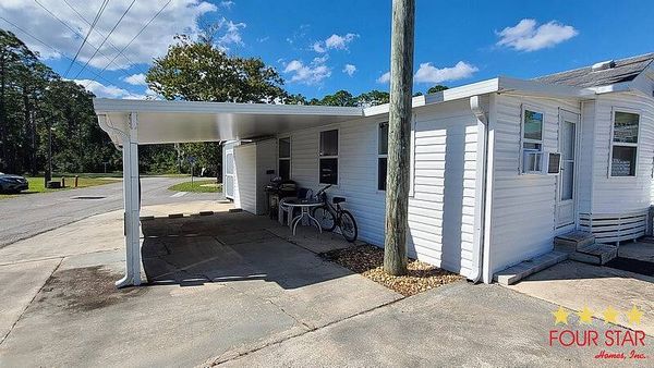 26 Holiday Dr, Bunnell FL 32110