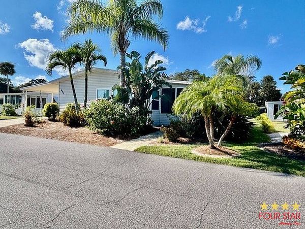 499 La Playa, Edgewater FL 32141