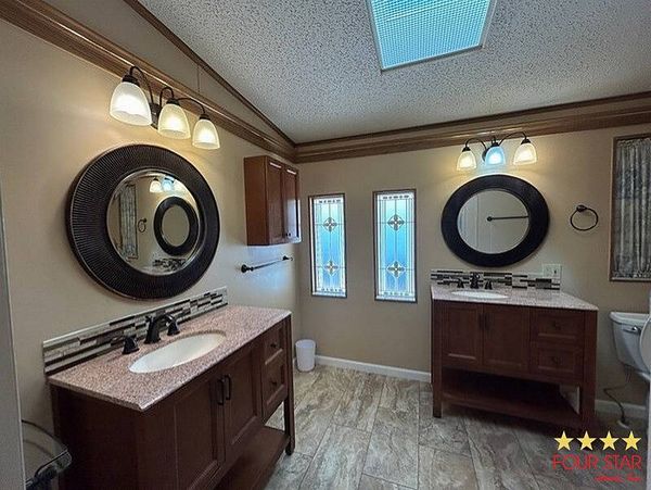 499 La Playa, Edgewater FL 32141