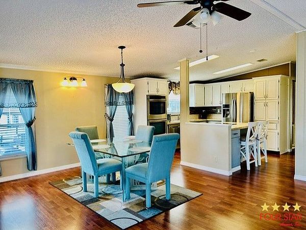 499 La Playa, Edgewater FL 32141