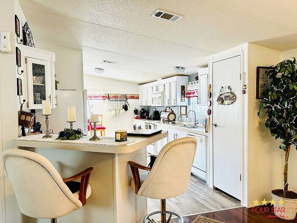 1619 APACHE TRL, Leesburg FL 34748