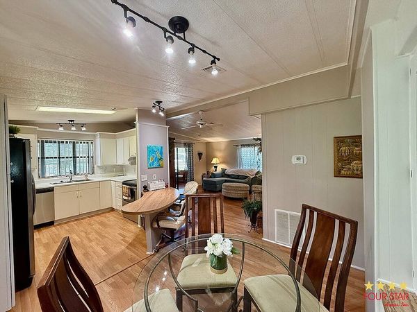 3952 Sabal Drive, Oviedo FL 32765