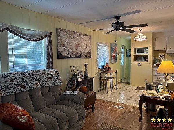 209 Countryside Dr, Orange City FL 32763