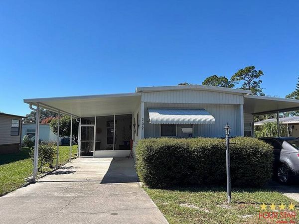 209 Countryside Dr, Orange City FL 32763