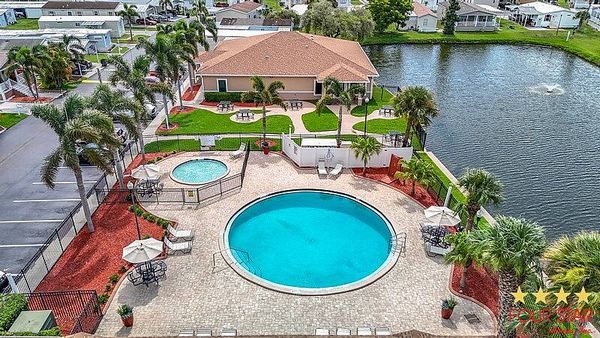 1370 Autumn Drive, Tampa FL 33613