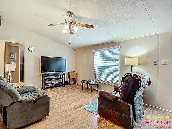 1370 Autumn Drive, Tampa FL 33613