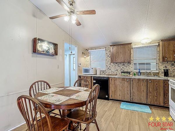 1370 Autumn Drive, Tampa FL 33613