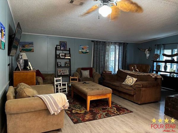 2333 Sandlewood Ln, Orange City FL 32763