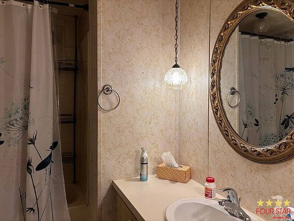 2484 Woodvale Ter, Orange City FL 32763