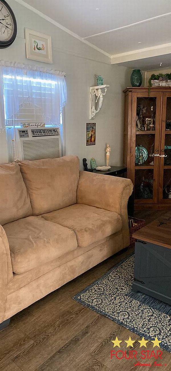 539 S Greenway Dr, Port Orange FL 32127