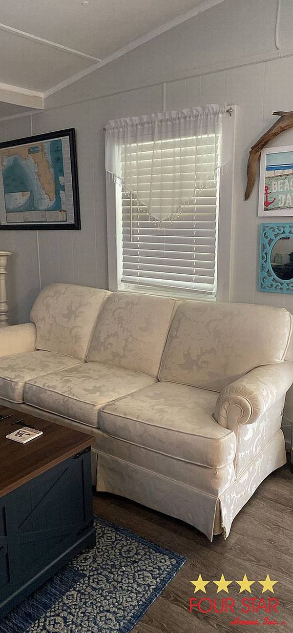 539 S Greenway Dr, Port Orange FL 32127