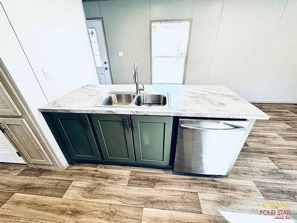 267 Circle Dr, DeLand FL 32724