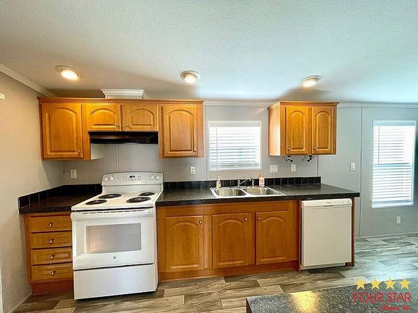 220 Bahia Mar Dr, Apopka FL 32712