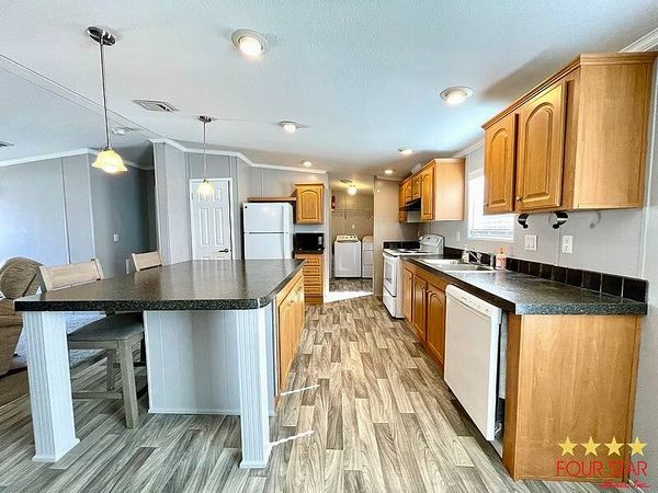 220 Bahia Mar Dr, Apopka FL 32712