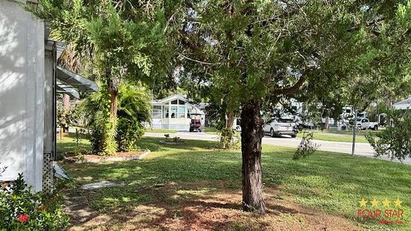 9455 108th Ave., Lot 143, Vero Beach FL 32967