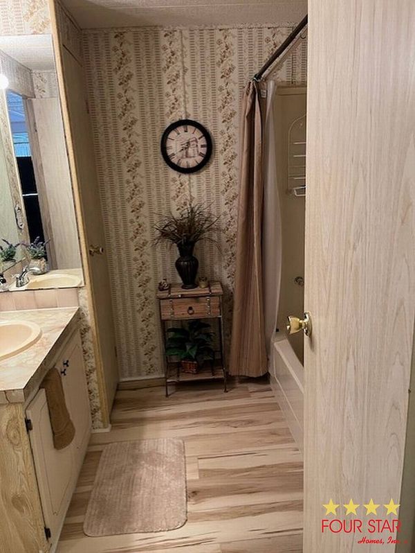 14240 Pine Valley Rd, Orlando FL 32826