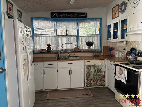 451 Greenhedge Dr, Orange City FL 32763