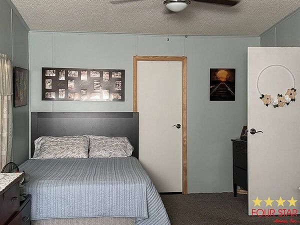 451 Greenhedge Dr, Orange City FL 32763