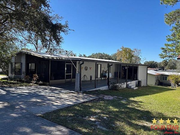 451 Greenhedge Dr, Orange City FL 32763