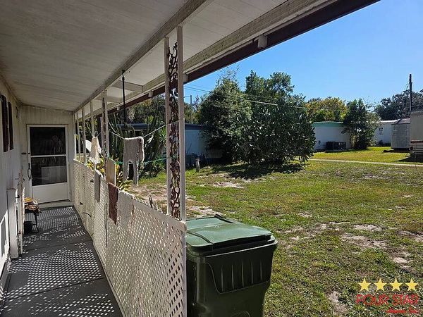 300 S Nursery Rd, Leesburg FL 34748