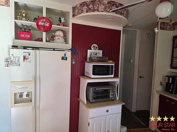 300 S Nursery Rd, Leesburg FL 34748