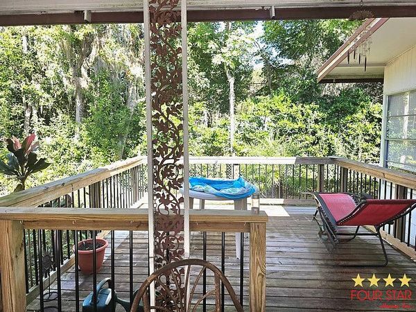 300 S Nursery Rd, Leesburg FL 34748