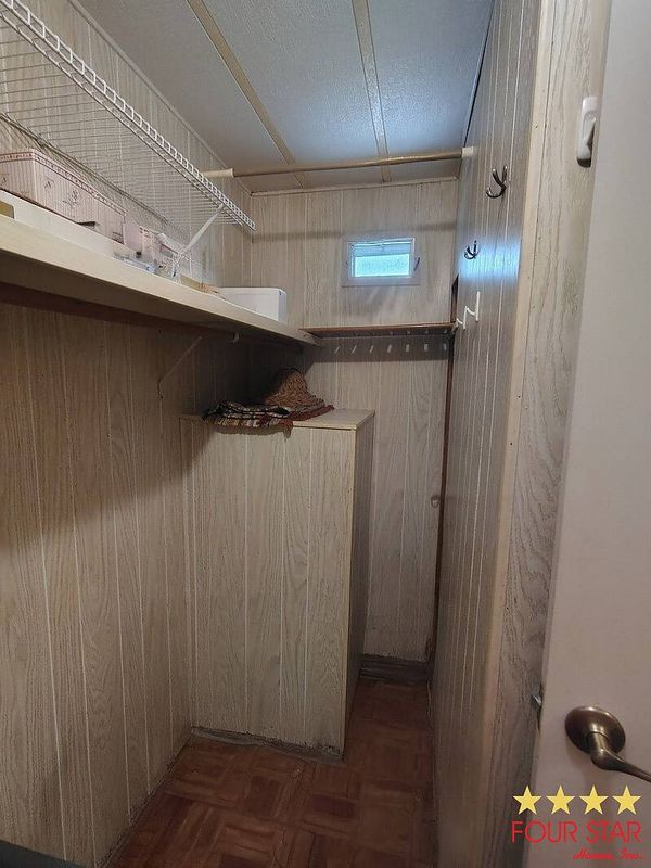 300 S Nursery Rd, Leesburg FL 34748