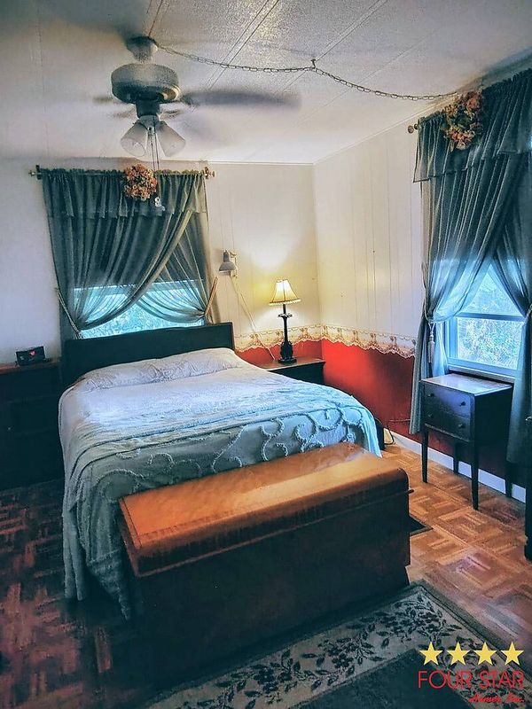 300 S Nursery Rd, Leesburg FL 34748