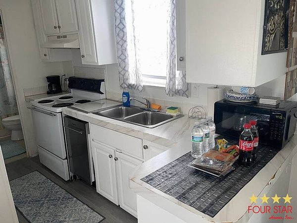 842 Woodland Ln, Kissimmee FL 34746