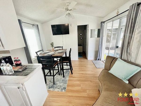 842 Woodland Ln, Kissimmee FL 34746