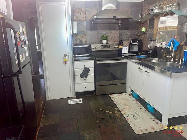 134 Pickering Dr., Kissimmee FL 34746