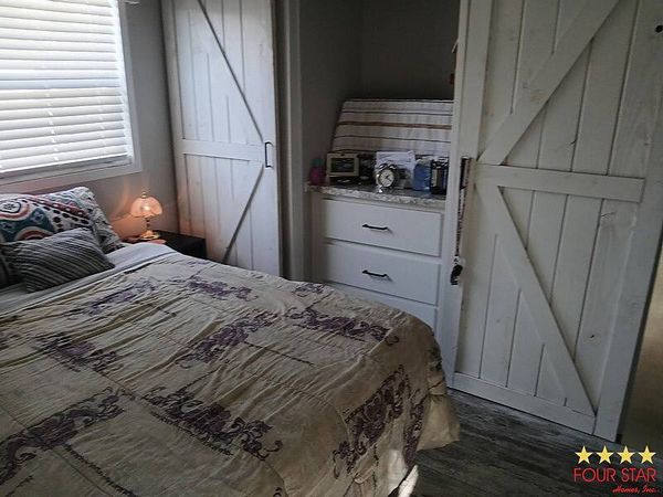 111 Cedar Village Street, Orange City FL 32763