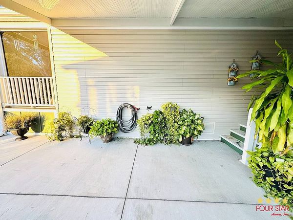 967 Laura St, Casselberry FL 32707