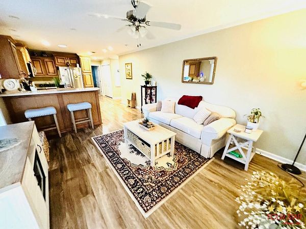 967 Laura St, Casselberry FL 32707