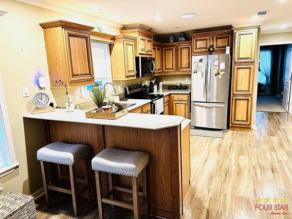 967 Laura St, Casselberry FL 32707