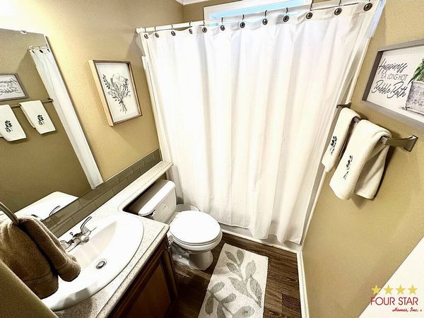 967 Laura St, Casselberry FL 32707