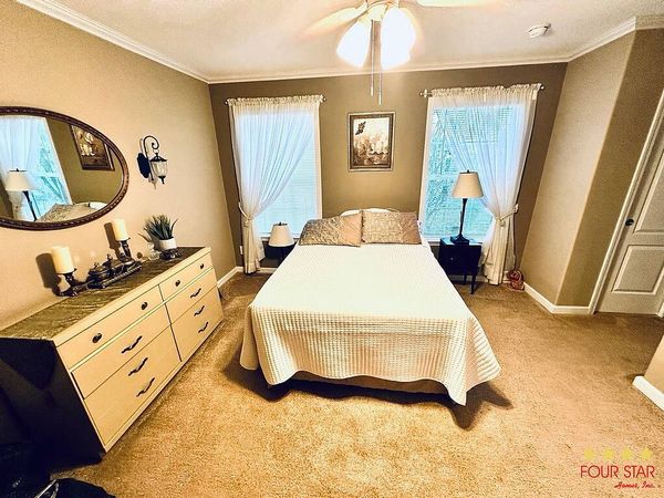 967 Laura St, Casselberry FL 32707