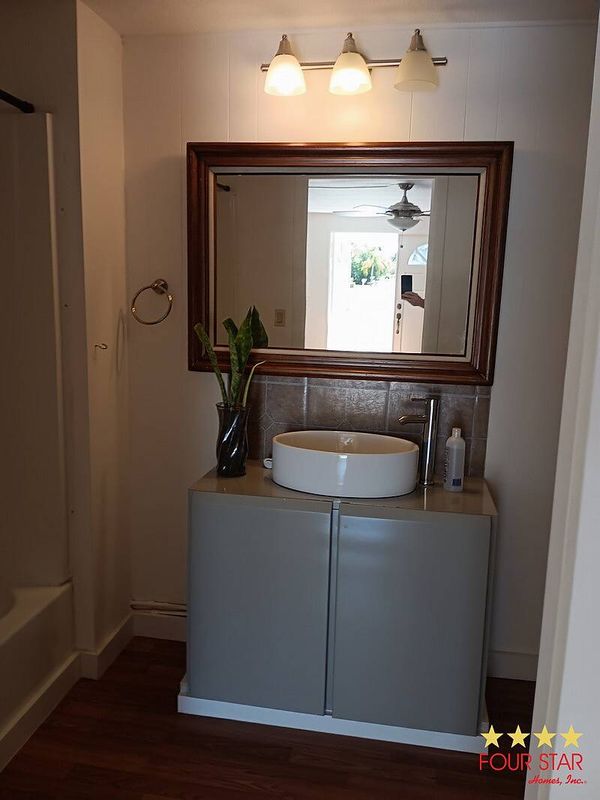 6807 NW 30th Street, Margate FL 33063